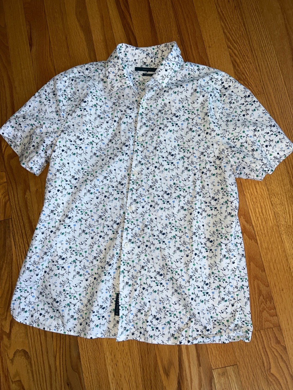Perry Ellis White Short-Sleeve Button-Down with Green & Navy Floral Print